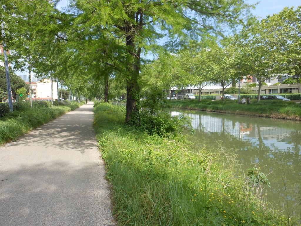 B&B Hotel Toulouse Centre Canal Du Midi Exterior foto